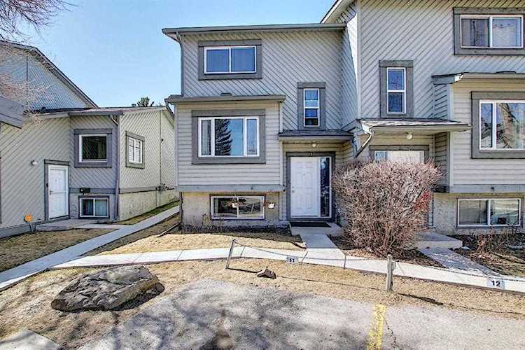 12 Templewood Dr NE #11 Calgary, AB T1Y 4R7