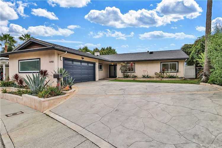 16908 Donna Ynez Lane Pacific Palisades, CA 90272