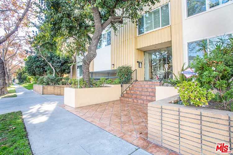 165 N Swall Drive #204 Beverly Hills, CA 90211