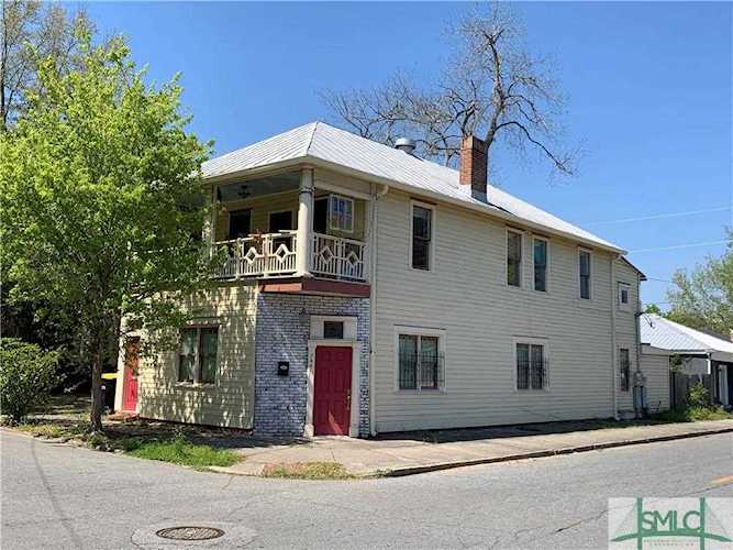 744 E 39th St Savannah, GA 31401