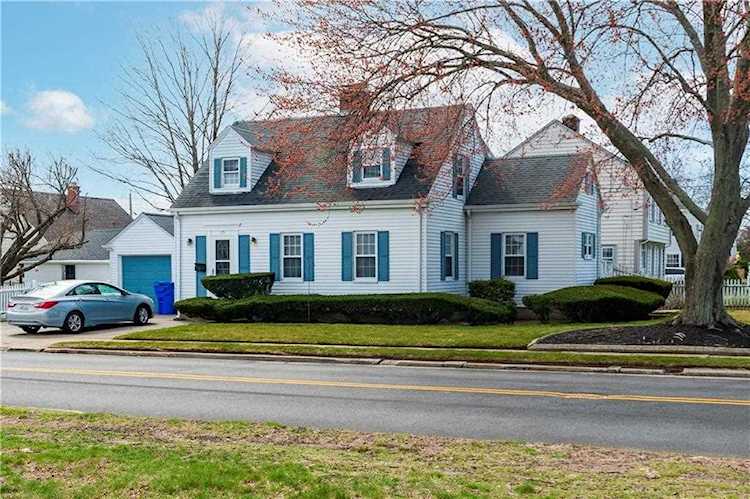 171 Monticello Rd Pawtucket, RI 02861