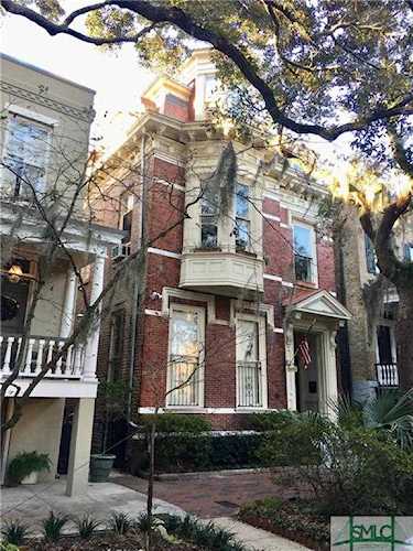 103 E Jones St Savannah, GA 31401