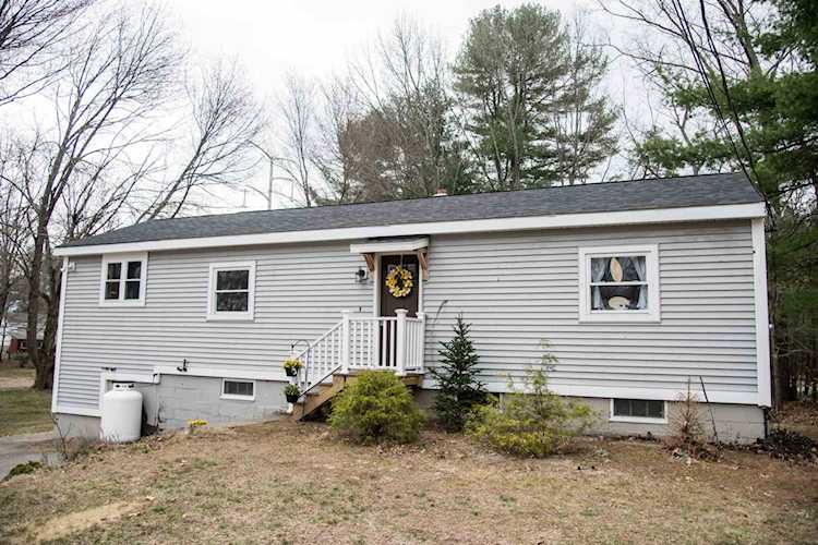 Bean Group | 10 Old Colony Rd Dover 03820 NH | home for sale Photo 1