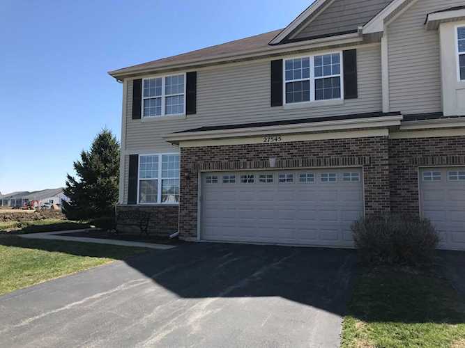 27545 Porto Ln #17 Channahon, IL 60410