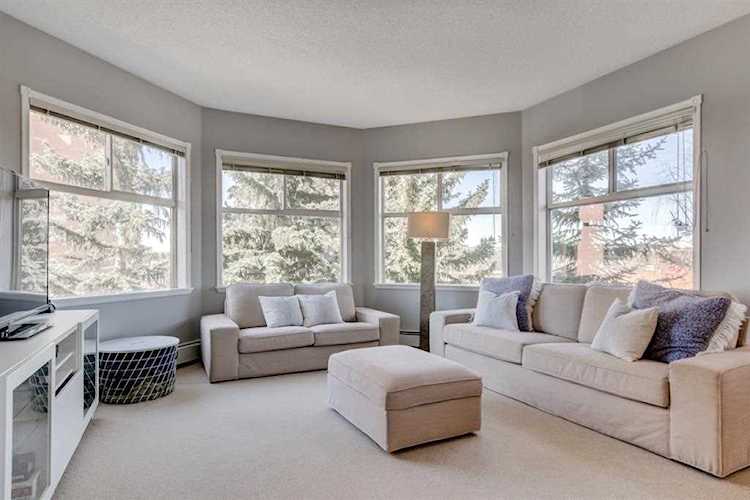 200 Lincoln Way SW #306 Calgary, AB T3E 7G7