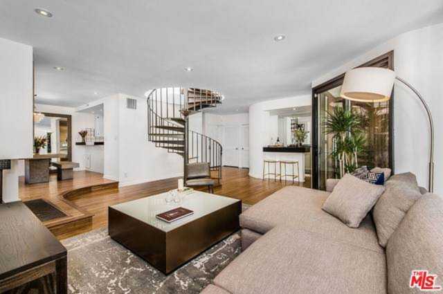 11752 Bellagio Road #1 Los Angeles, CA 90049