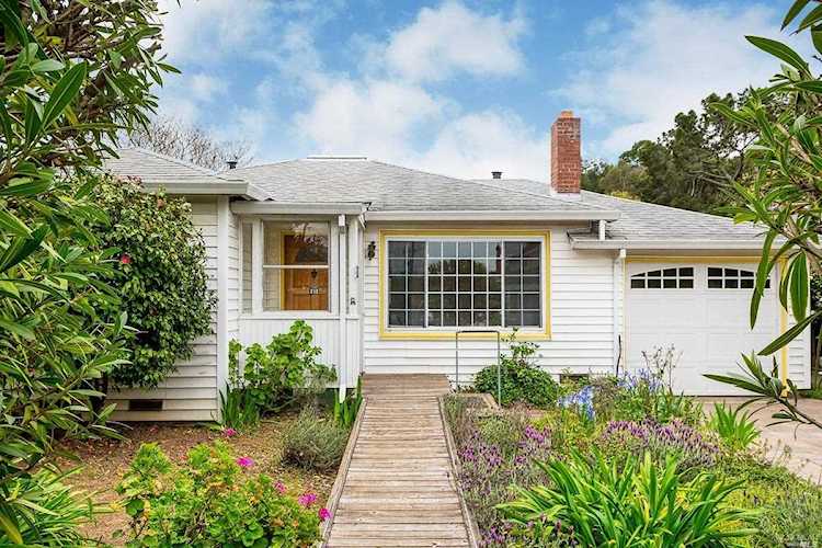 21 Heather Way Larkspur, CA 94939