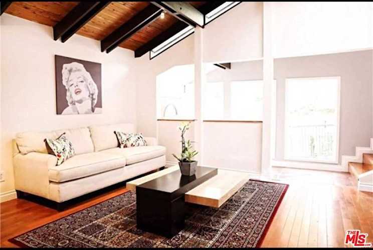2268 Laurel Canyon Boulevard Los Angeles, CA 90046