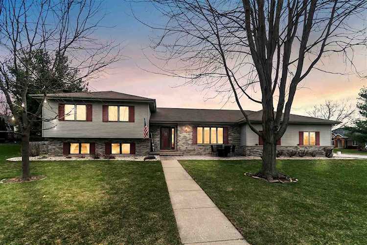3604 Coventry Dr Janesville, WI 53546