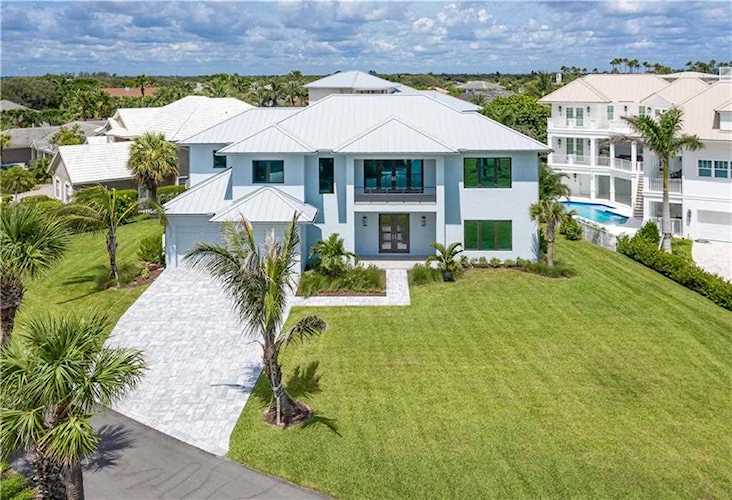 2026 Ocean Ridge Circle Vero Beach, FL 32963
