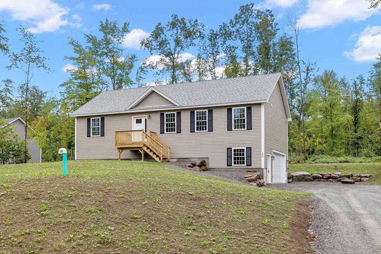 489 Shaker Rd Northfield, NH 03276