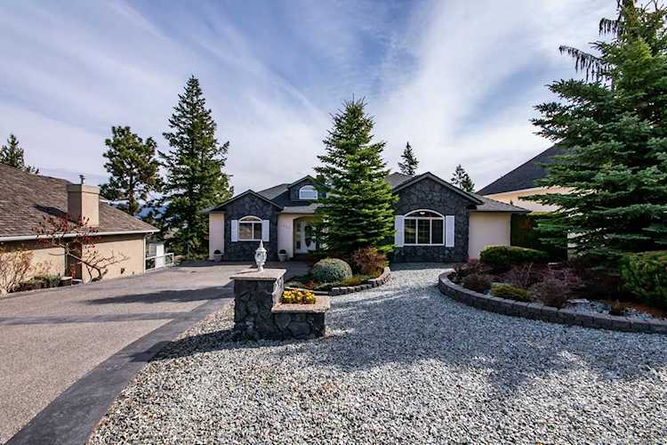 1022 Skeena Drive Kelowna, BC V1V2K7