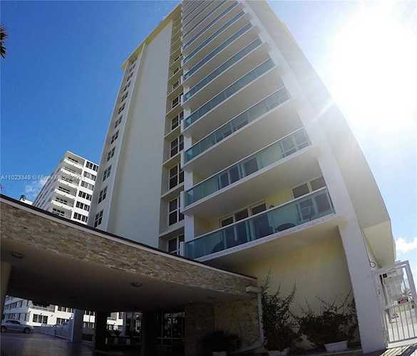 5001 Collins Ave #1G Miami Beach, FL 33140