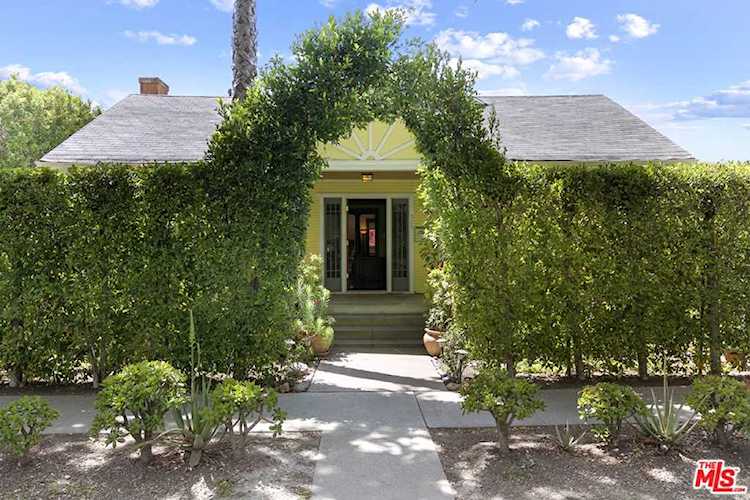 525 Westmount Drive West Hollywood, CA 90048