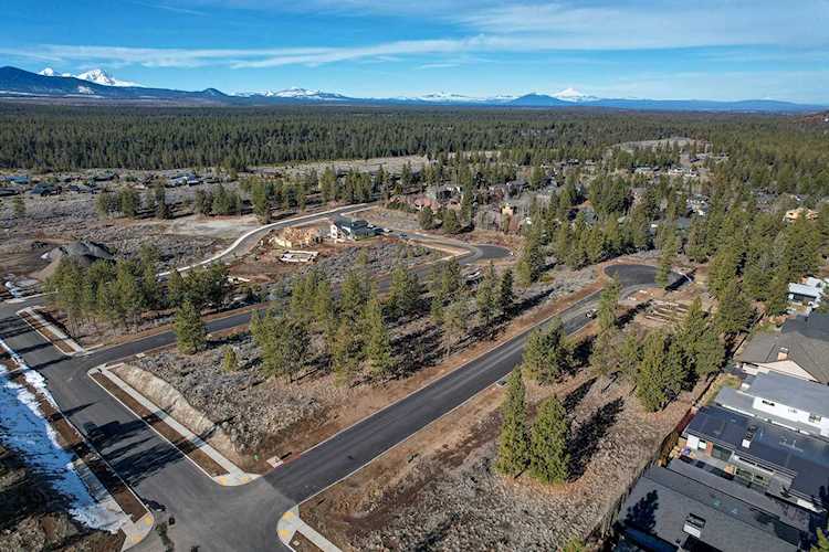 Lot 10 NW Ember Place Bend, OR 97703