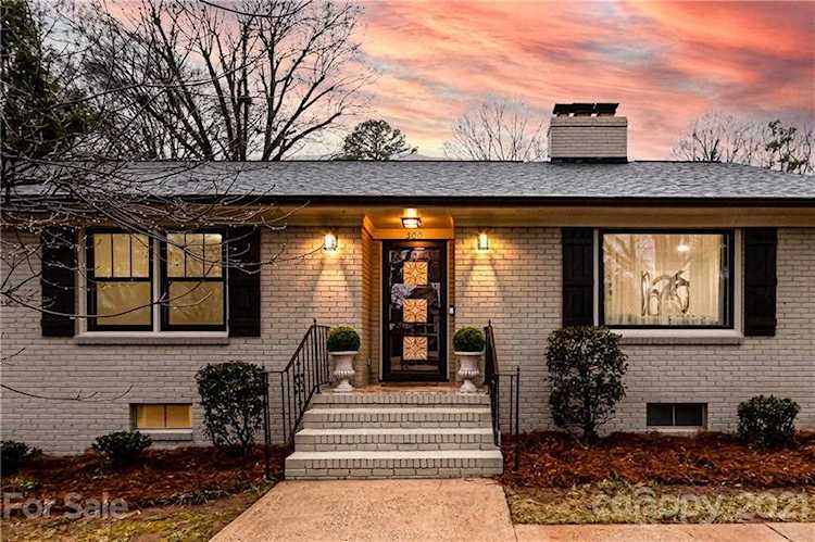 500 Lansdowne Rd Charlotte, NC 28270