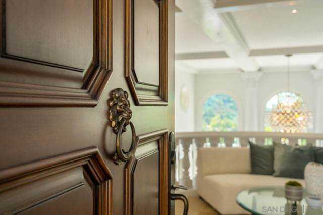 11025 Anzio Road Bel Air, CA 90077
