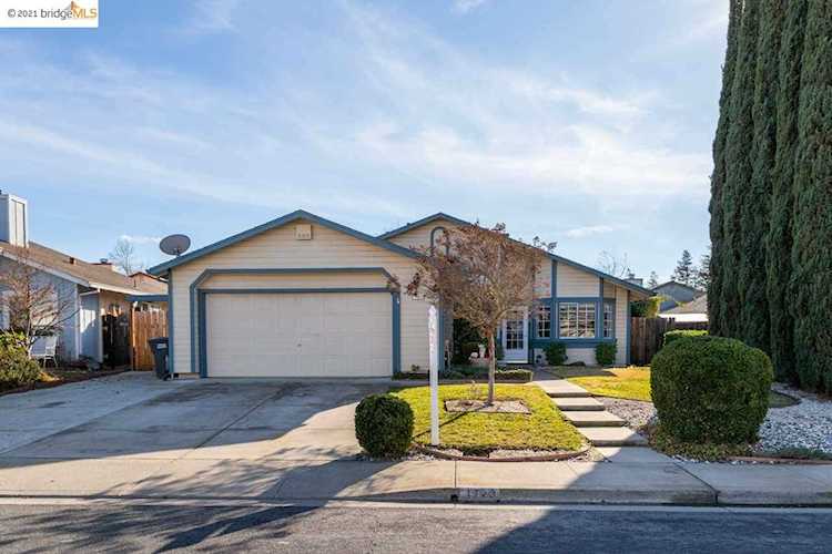 1723 Freeport Ct Oakley, CA 94561