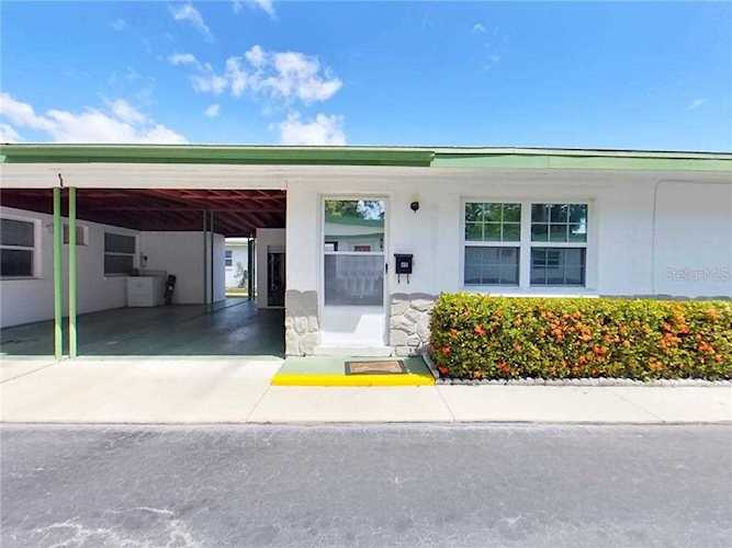 6165 58th St N #5H St Petersburg, FL 33709