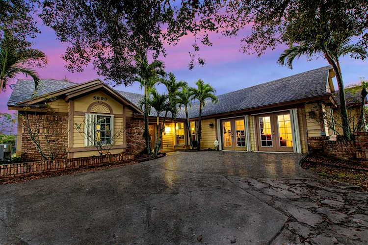 5890 Royal Palm Beach Boulevard Royal Palm Beach, FL 33411