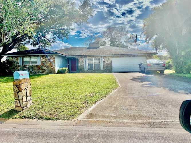 2003 E N Esplanade Avenue Fort Pierce, FL 34950
