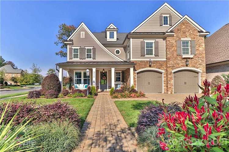 9828 Avenal Ln Charlotte, NC 28270