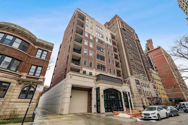 434 W Melrose St #701 Chicago, IL 60657