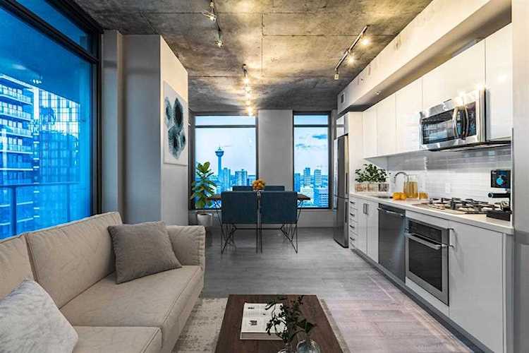 1010 6 St SW #2706 Calgary, AB T2R 1B4