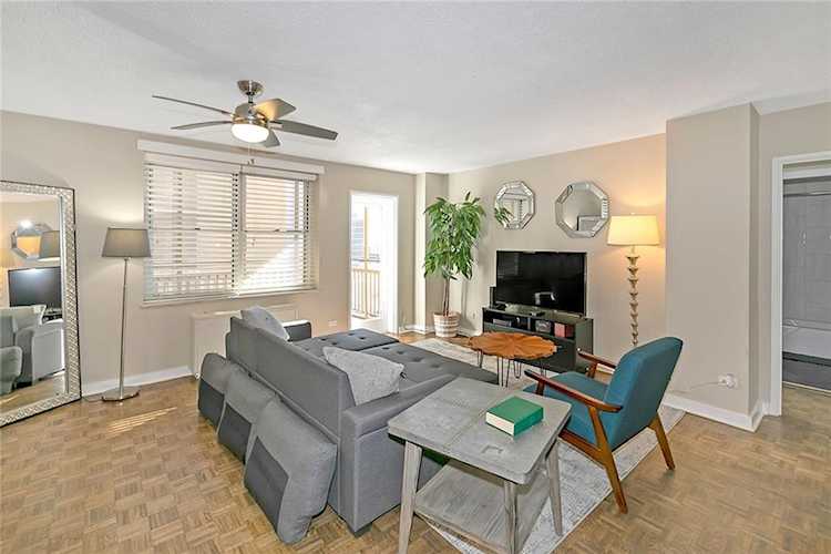 300 W Peachtree St #12A Atlanta, GA 30308