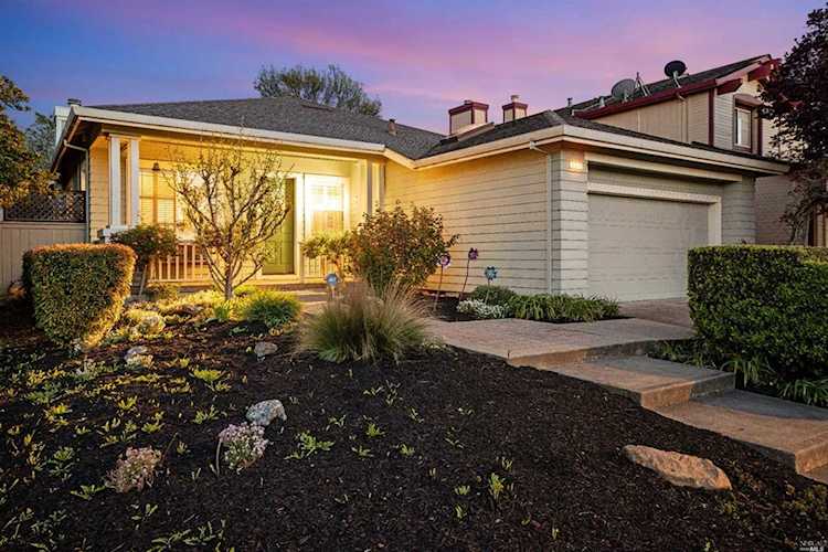 2091 Bellevue Ranch Santa Rosa, CA 95407