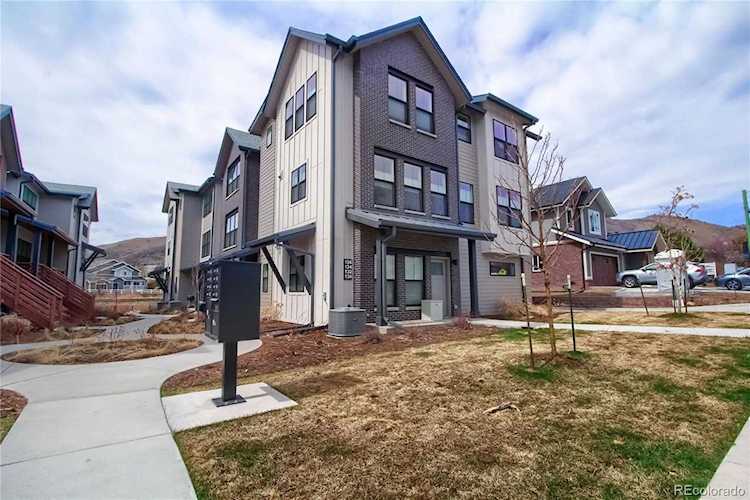 134 Washington Ave Golden, CO 80403