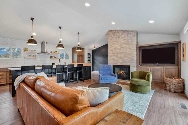 7203 Shirley Ct Middleton, WI 53562
