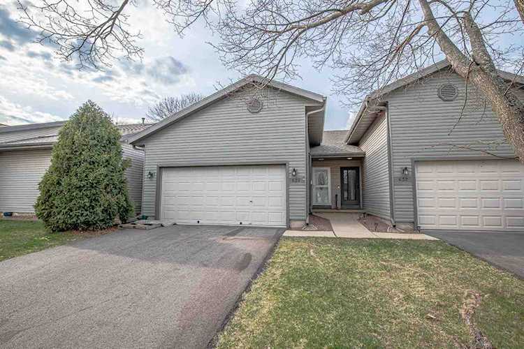630 Wood Violet Ln #630 Sun Prairie, WI 53590