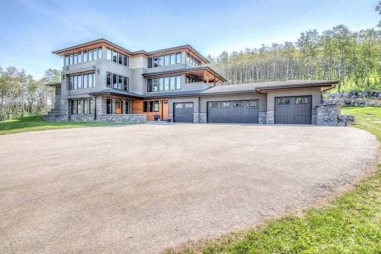 176203 2190 Dr W Rural Foothills County, AB T1S 3E7