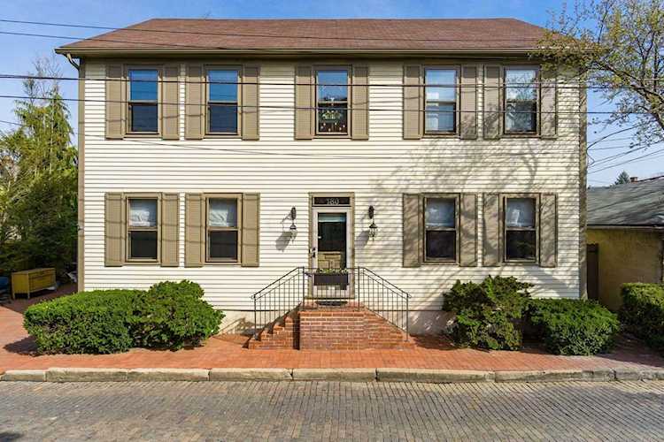 180 Lansing Street Columbus, OH 43206