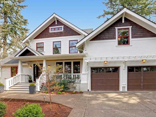 12624 SW 22nd Ave Lake Oswego, OR 97034