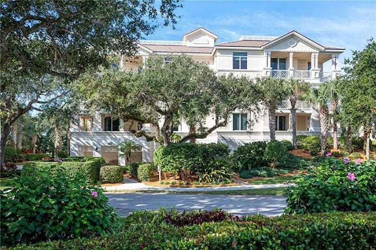 601 N Swim Club Dr Indian River Shores, FL 32963