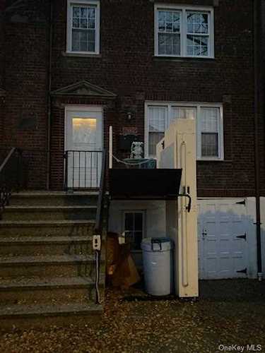 6029 Delafield Avenue #1 Bronx, NY 10471