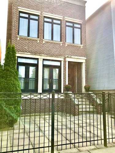 1661 W Wrightwood Ave Chicago, IL 60614