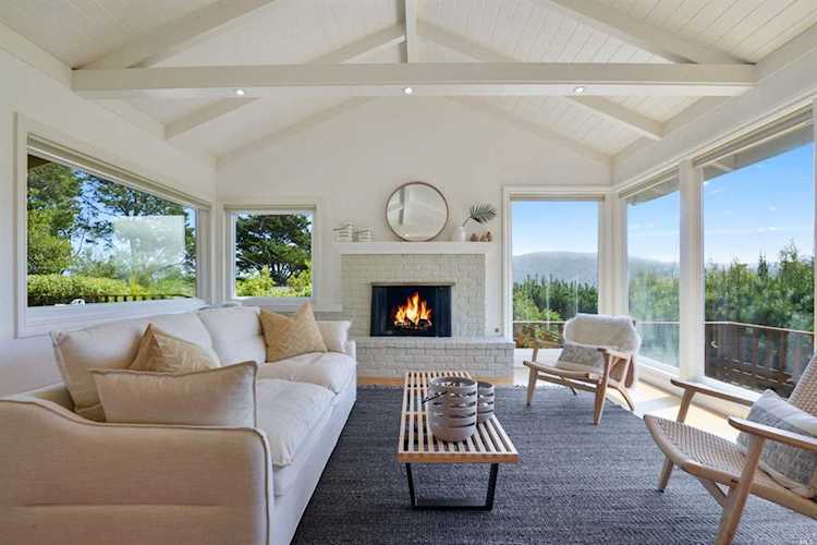 271 Cleveland Avenue Mill Valley, CA 94941