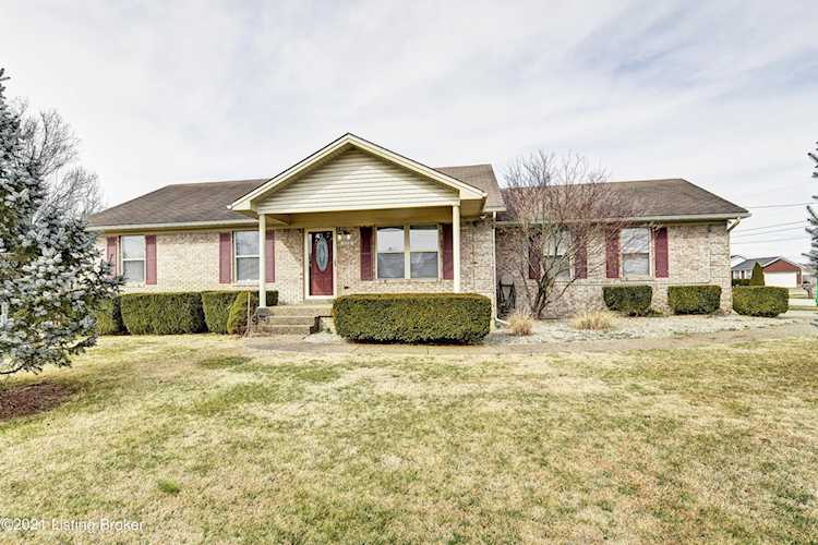 113 Shelvis Ct Louisville, KY 40229 | MLS 1580030 Photo 1