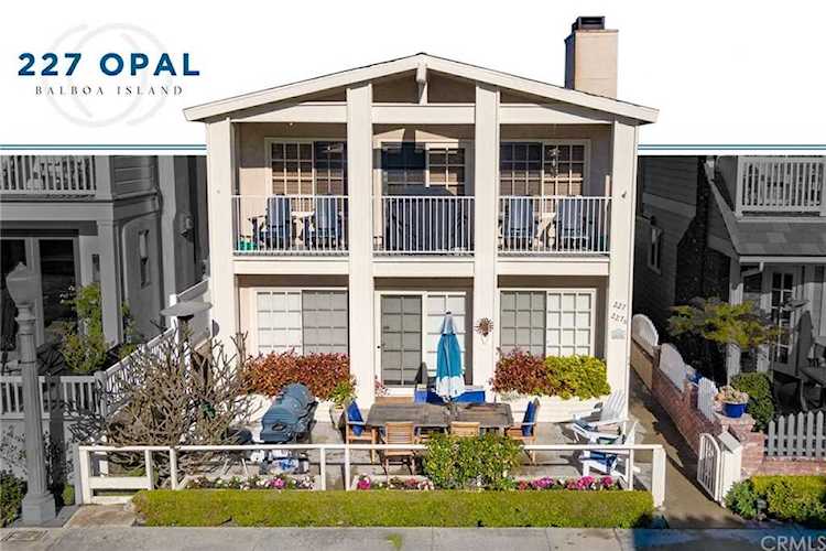 227 Opal Avenue Newport Beach, CA 92662