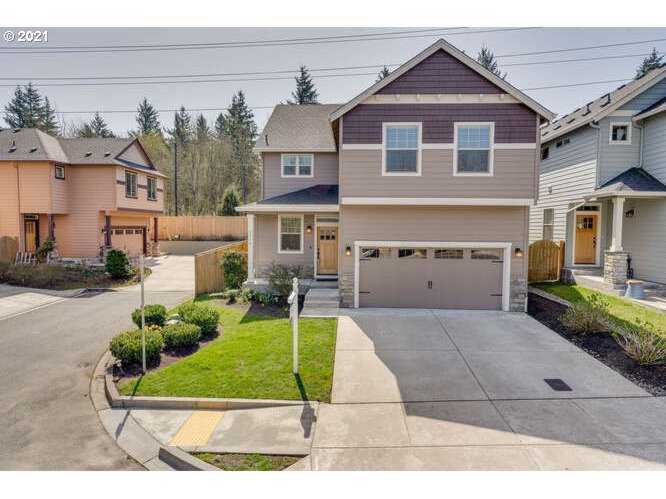 5714 NW 25th Cir Camas, WA 98607