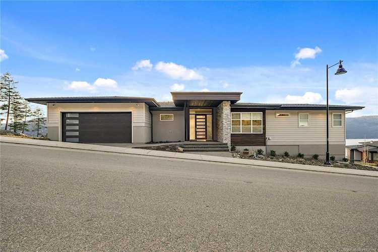 3380 Shayler Road Kelowna, BC V1V3G1