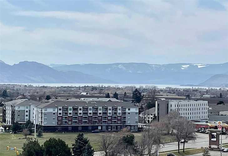 1947 Underhill Street Kelowna, BC V1X7W6