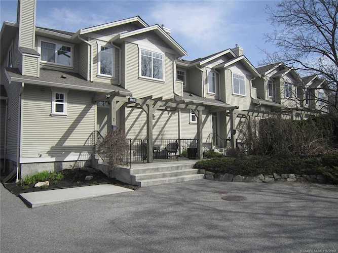 1335 Dilworth Crescent Kelowna, BC V1Y4M6
