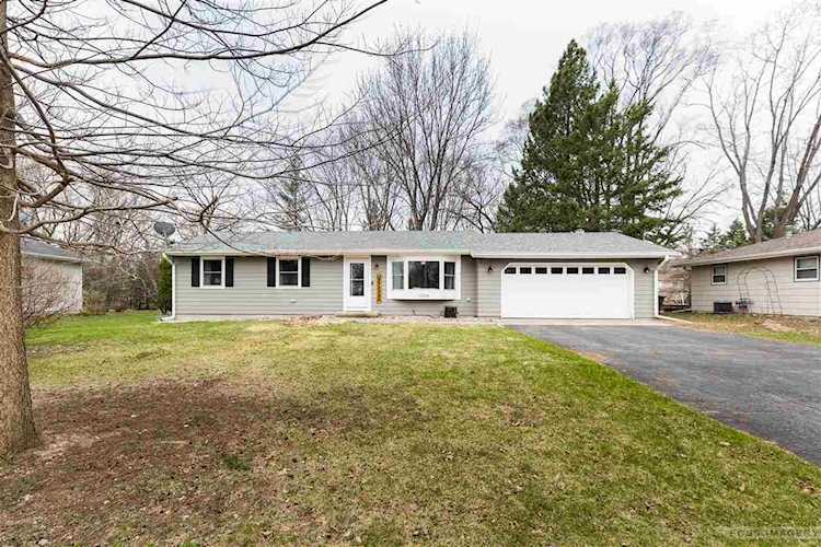 1226 N Page St Stoughton, WI 53589