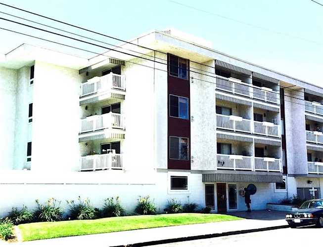 363 Newport Avenue #302 Long Beach, CA 90814