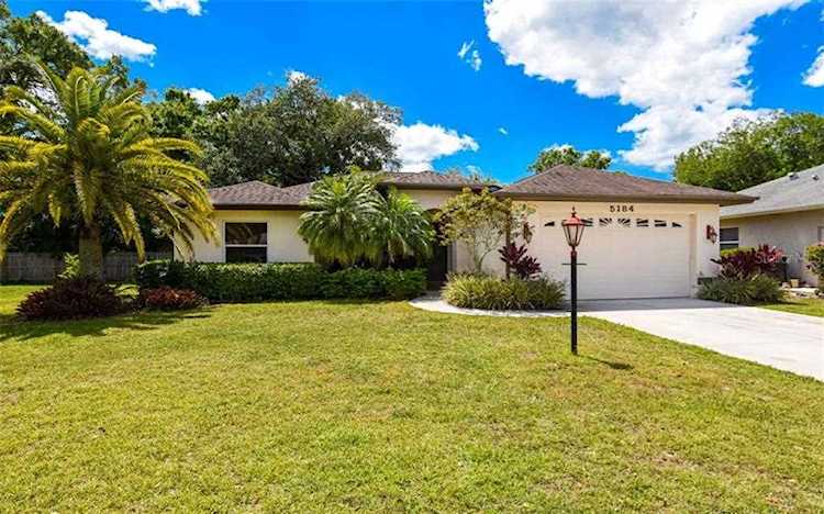 5184 Sunnydale CIRCLE S Sarasota, FL 34233