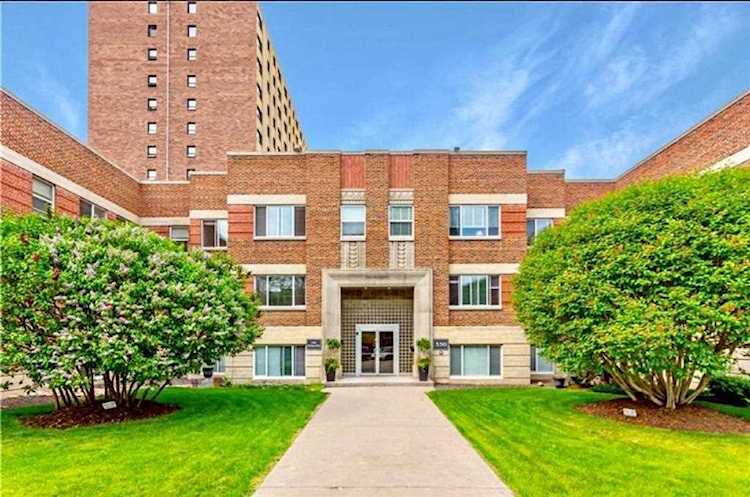 330 19 Ave SW #30 Calgary, AB T2S 0C9